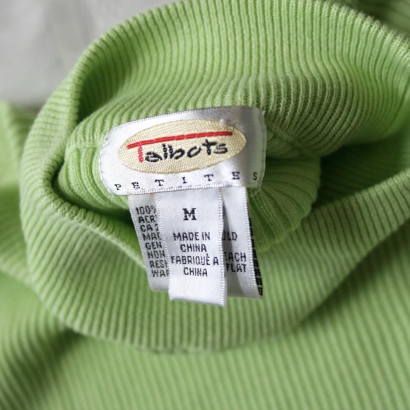 Light green ribbed mock neck shirt - Picture 5 of 7